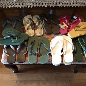 BRAND NEW HAVAIANAS ALL SIZE 9 41-42. PRICE IS FOR ONE PAIR